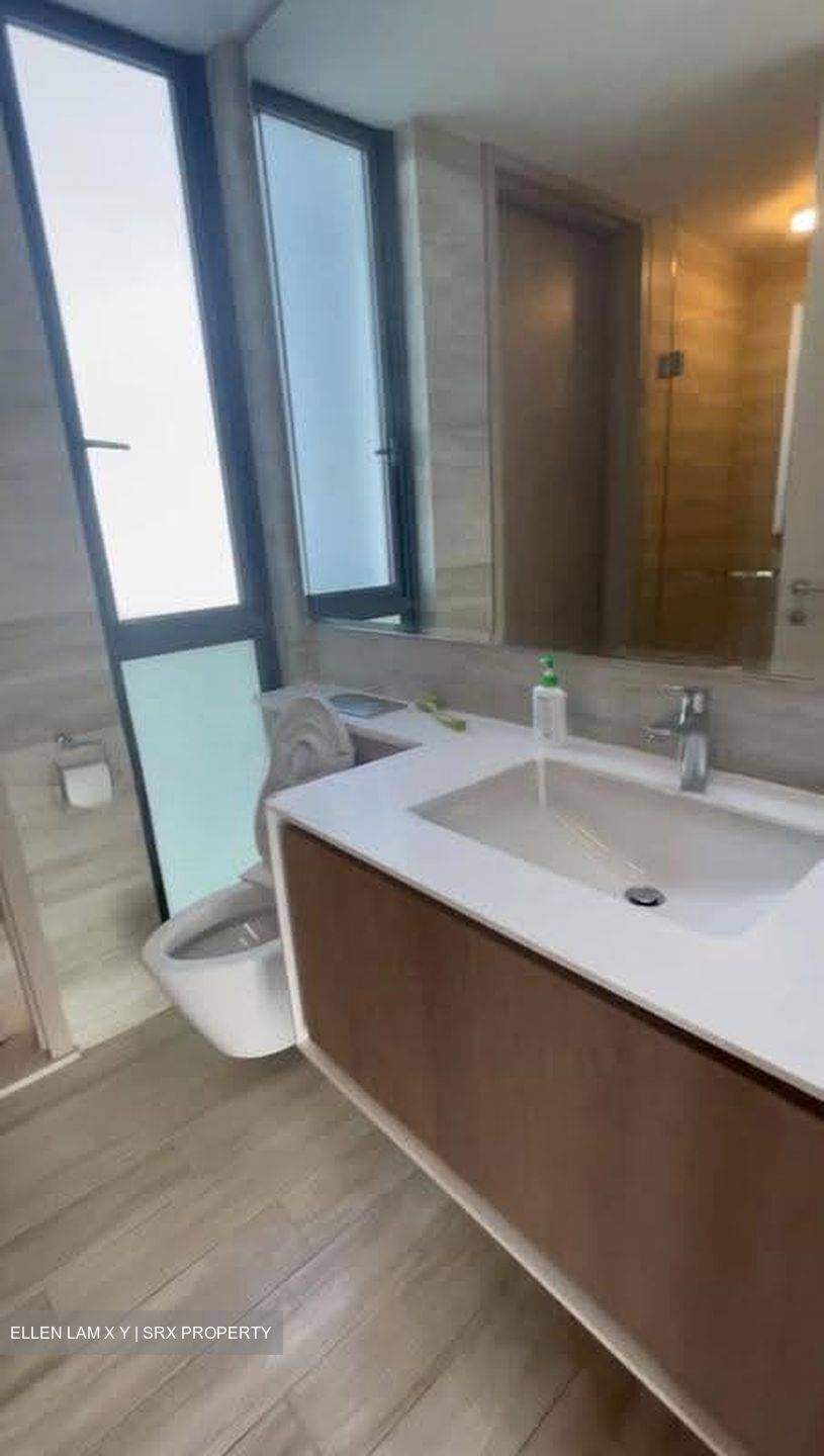 J Gateway (D22), Condominium #618941251